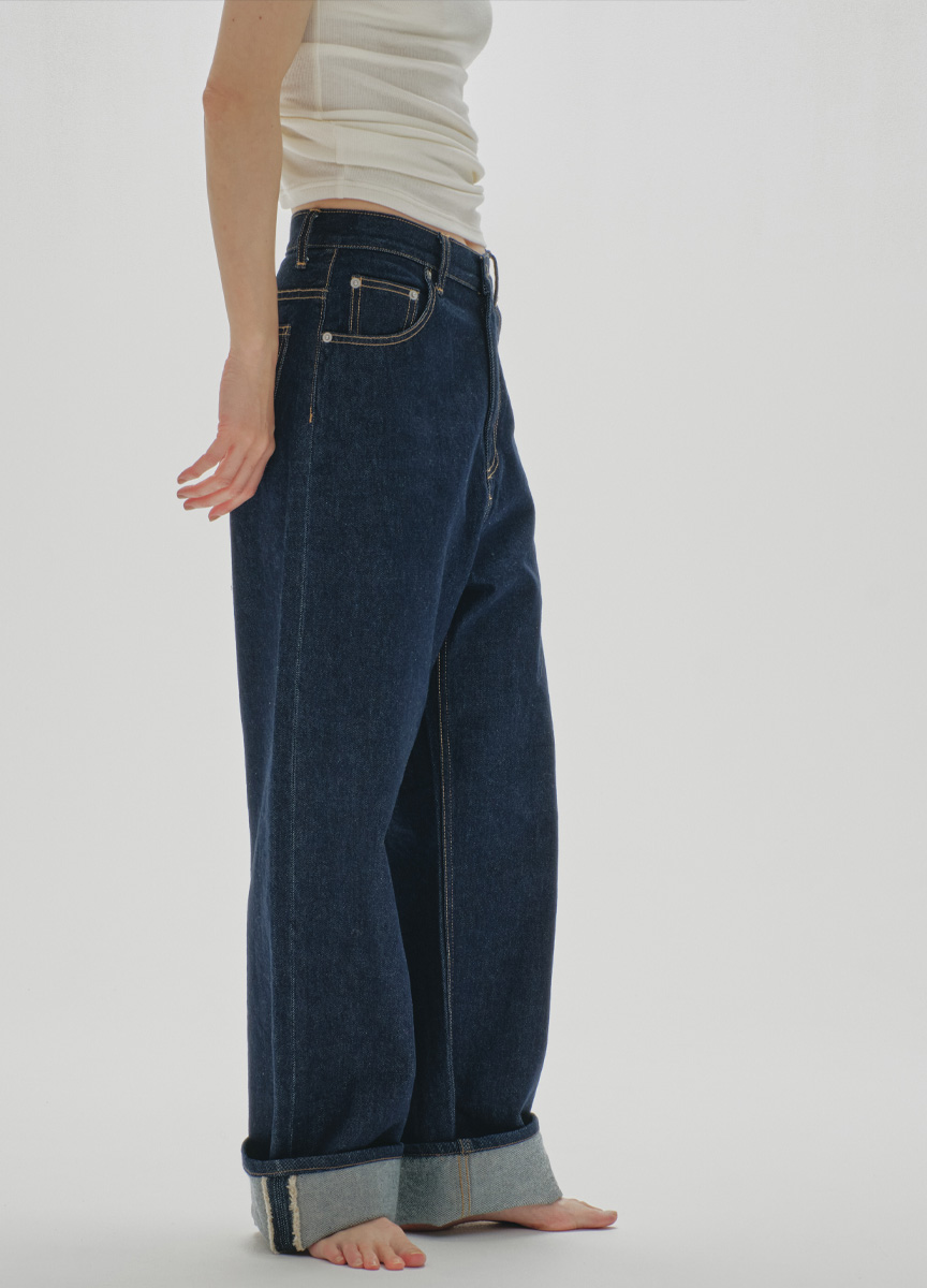 Cary's Denim 直筒牛仔褲